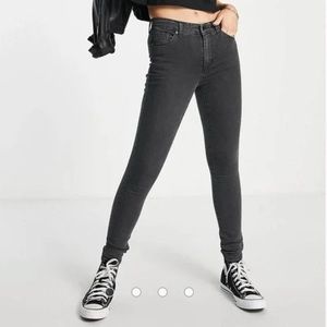Topshop Moto Leigh Black Skinny Jeans